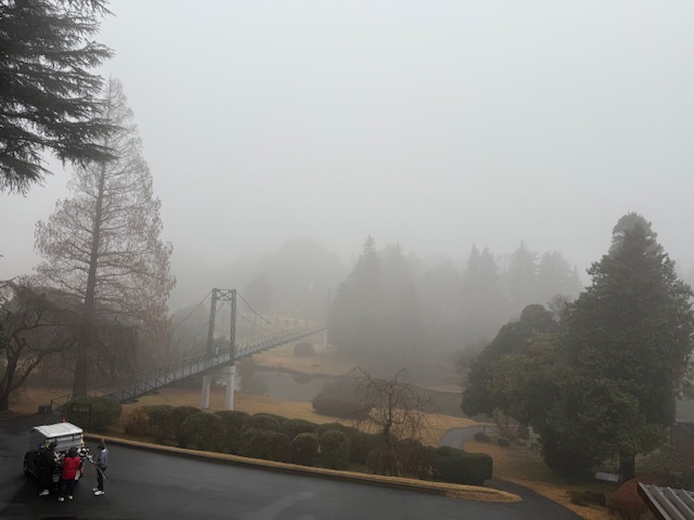 １２月２１日（日）中山　１．０Ｒ　雨のちくもり　6，600ｙ　アウト50　イン38