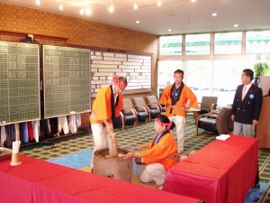 10月 8日（祝）長太郎カントリークラブ　１．０Ｒ　曇りのち雨　6,500ｙ　イン38　アウト48