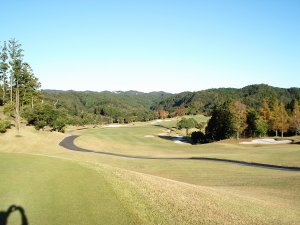 11月13日（火）大多喜城ゴルフ倶楽部　東・西　１．５Ｒ　晴れ　6,824ｙ　東42　西46　西41