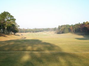 11月15日（木）鹿島の杜カントリー倶楽部　１．０Ｒ　晴れ　7,386ｙ　アウト54　イン43