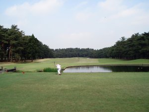 5月 1日（木）取手国際　東　１．０Ｒ　晴れ　6,586ｙ　アウト42　イン39