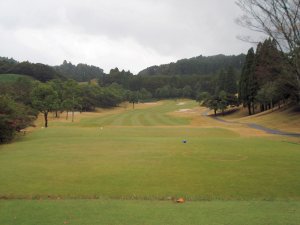 11月14日（土）房総　西　１．０Ｒ　雨のち曇り　6,362ｙ　アウト44　イン42