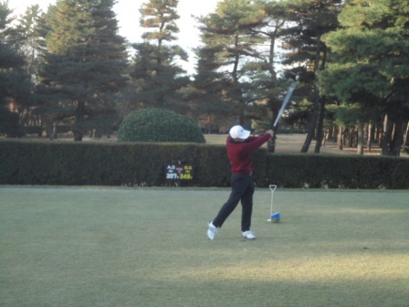 12月18日（火）相模原　西　１．０Ｒ　晴れ　6,401ｙ　アウト37　イン<span style="color: #d63638; font-weight: bold;">35</span>