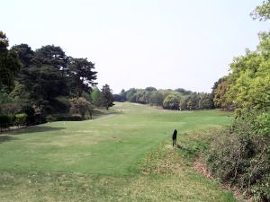 ５月１日（月）セントラル　東　１．０Ｒ　晴れ　7,183ｙ　アウト42　イン53