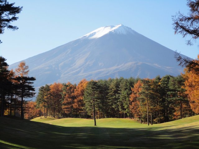 11月11日（木）河口湖　南・西　１．０Ｒ　晴れ　6,662ｙ　南43　西45
